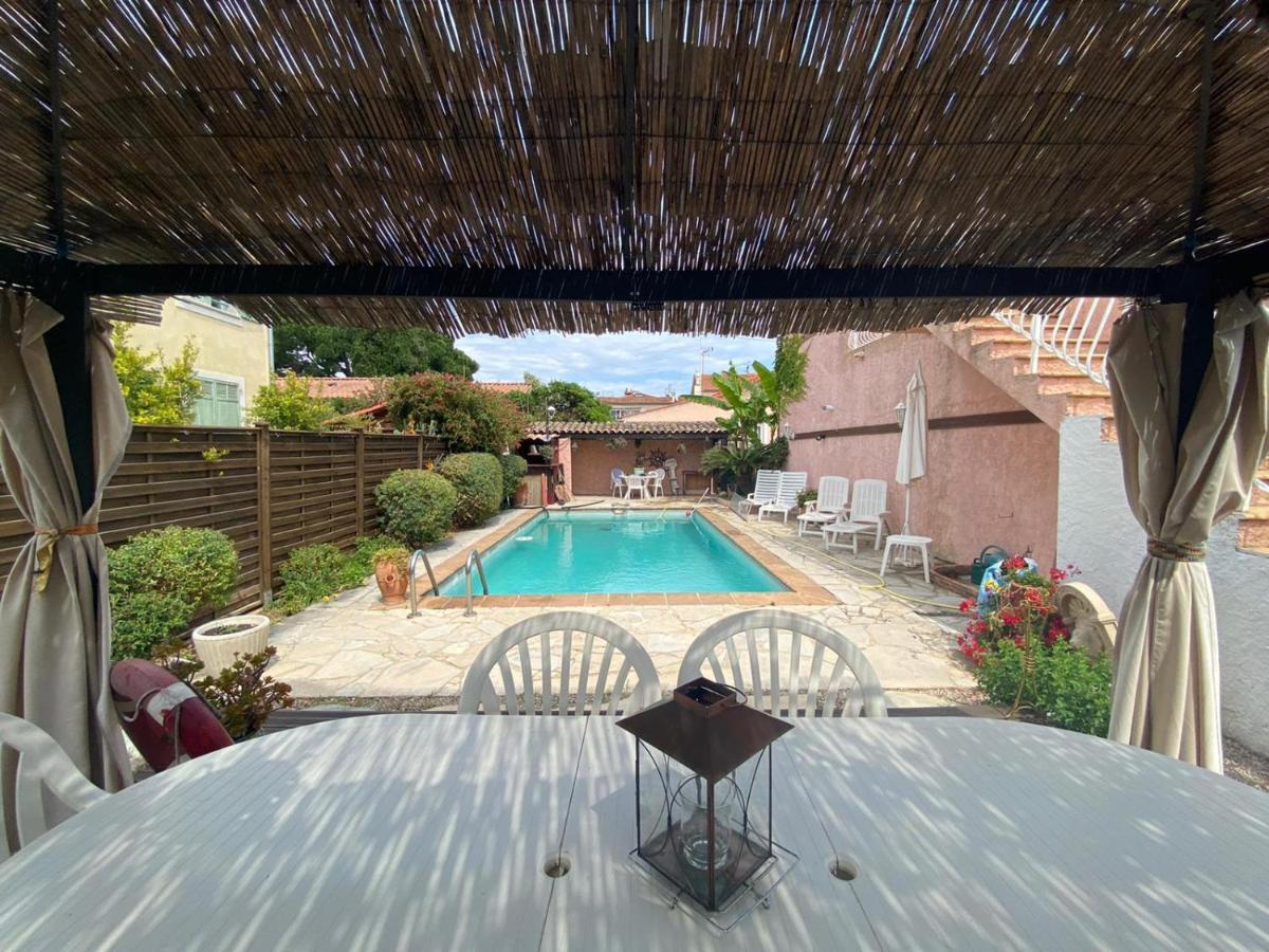 Apartment Rez De Jardin Sur Mer.