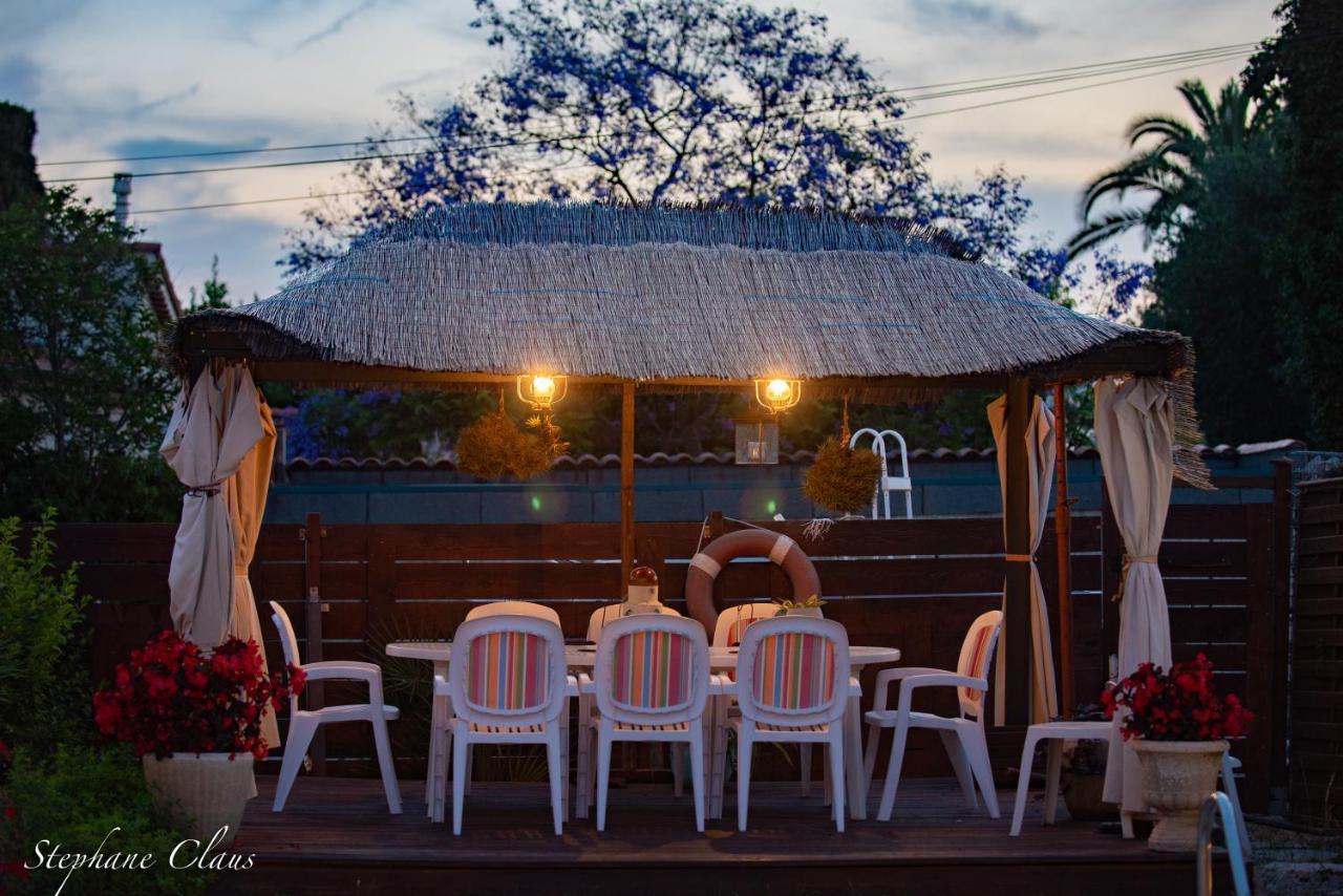Rez De Jardin Sur Mer.