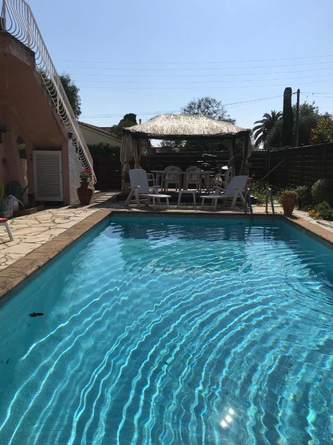 Rez De Jardin Sur Mer. * Cagnes-sur-Mer
