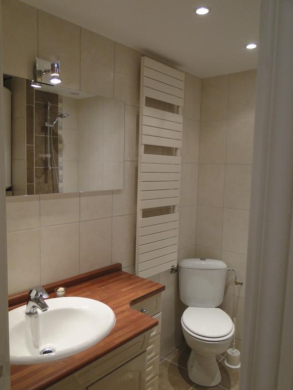 Appartement Rez De Jardin Sur Mer. *